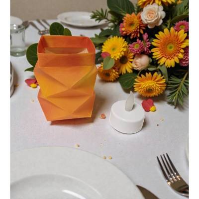 Mittelgroße Laterne Windlicht nach Waldorf Art Jahreszeitentisch