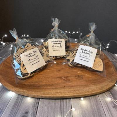 Streudeko aus Holz – 30-tlg. Set, fein gelasert, nachhaltig für Tischdeko & Basteln