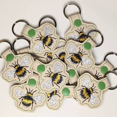 Schlüsselanhänger  Taschenbaumler Hummel Insekt