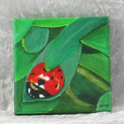 Original Acrylgouache Marienkäfer – Handgemaltes Unikat 15 x 15 cm auf Baumwolle Leinwand, sofort aufhängbar