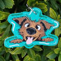 Hund crazy ITH Stickdatei 10x10cm – Lustiger Schlüsselanhänger & Taschenbaumler für Hunde-Fans Bild 1