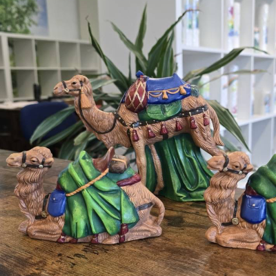 Krippenfiguren aus Keramik - Kamel - Stall - Weihnachtsdekoration