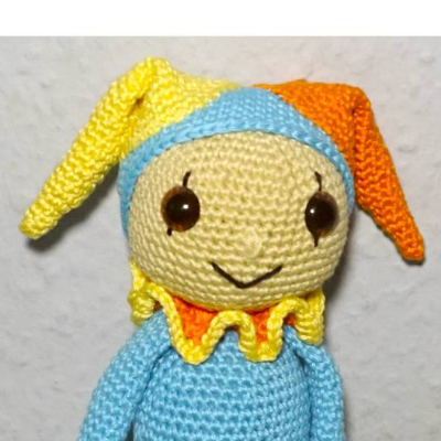 Häkelanleitung für die Amigurumi Figur Harlekin