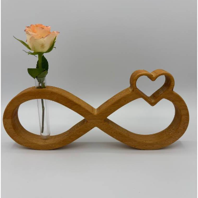 Unendliche Vase Buchenholz – Symbol der ewigen Liebe & Handarbeit