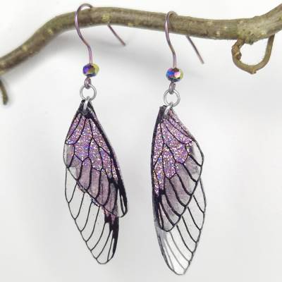 Glitzernde Feenflügel-Ohrringe mit hypoallergenen Niob-Ohrhaken - rosa - handgemacht