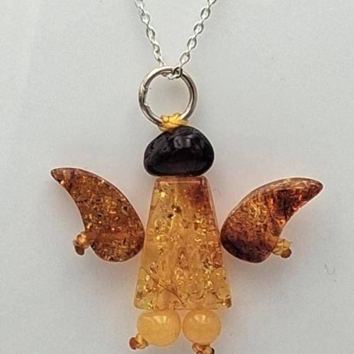 Schutzengel-Anhänger aust echtem Bernstein Bernsteinengel