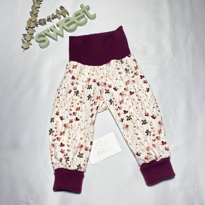 Mitwachsende Pumphose Größe 62/68 aus Rippjersey Rost – Handgemachte Kinderhose