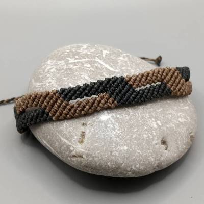 Makramee Armband für den Mann in schwarz und braun