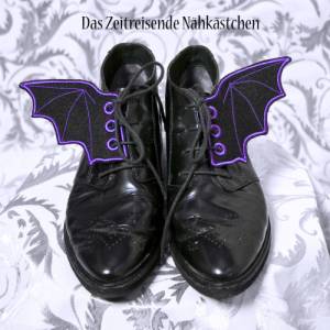 Fledermausflügel für Schnürschuhe – Gothic Schuh-Accessoire aus Filz – Bestickt – Halloween Deko – Unisex Bild 3