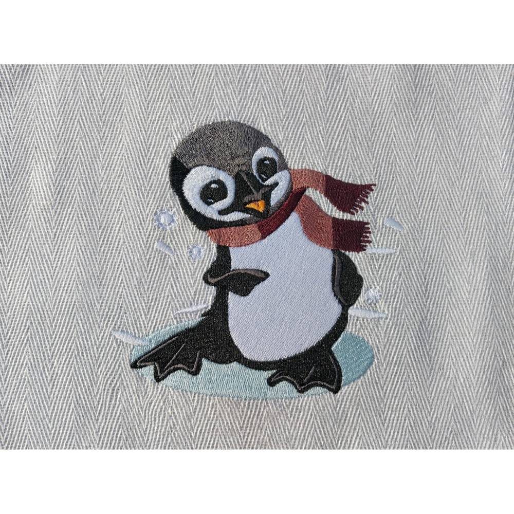 Pinguin winterlich Stickdatei 12-14x18cm – Winterliches Stickmuster für Stickmaschinen Bild 1