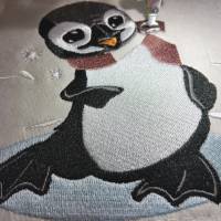 Pinguin winterlich Stickdatei 12-14x18cm – Winterliches Stickmuster für Stickmaschinen Bild 2