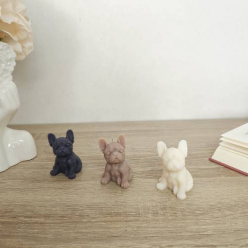 Helmut die Französische Bulldogge Kerze – Vegane Rapswachskerze als Geschenk