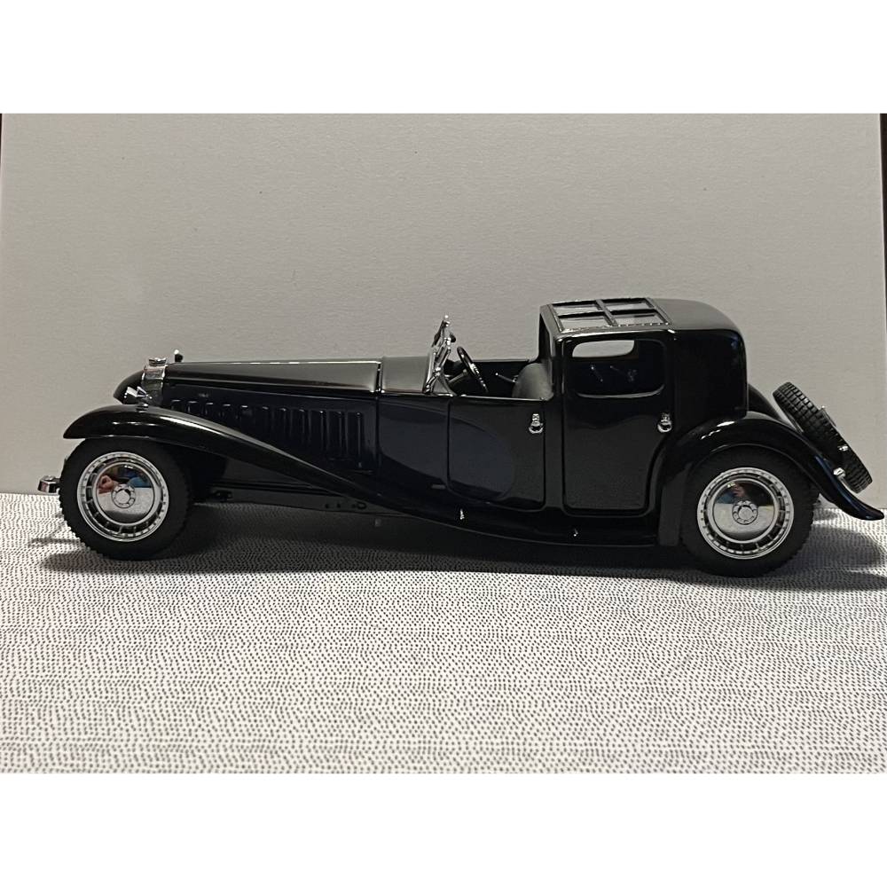Modellauto 1:24 Modell 1930 Bugatti Royale Coupe Napoleon von