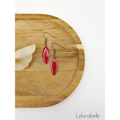 Kirschrote Emaille Ohrringe Bronze | Leicht & Hängend | Geschenkidee für Damen
