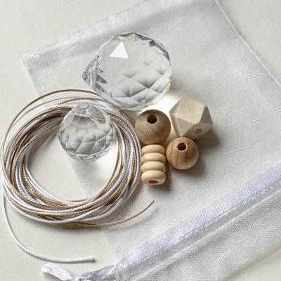 Sonnenfänger Bastelset DIY mit Holzperlen & Kristall – Suncatcher Materialset selber machen