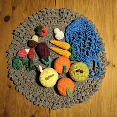 Obst und Gemüse für den Kaufladeneine 