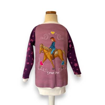 Handmade Winter Pullover mit Bibi und Tina Größe 104 // Kleidung von Bibi und Tina // Kuscheliger Pulli