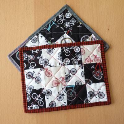 2 MugRugs für den Kaffeepott Fahrräder Tassenteppich Tassenplatz Untersetzer Becherteppich Unterlage Tassenunterlage