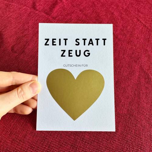 Rubbelkarte Herz Gutschein – Zeit statt Zeug – Persönlich & individuell gestalten – Gold Herz-Rubbelfeld