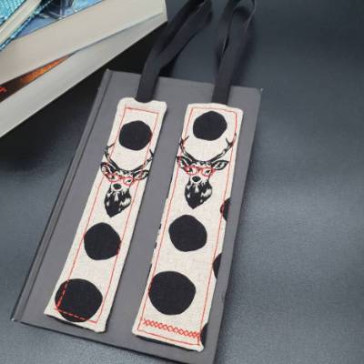 Freches Lesezeichen „Sambar“ – Buchzeichen mit Hirsch aus Japanstoffen mit Pop-Art-Anklang