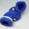 Babyschuhe blau und weiß, 9 cm Fußsohlenlänge, mit kleinem Fußball, handgestrickt aus weicher Babywolle Bild 2