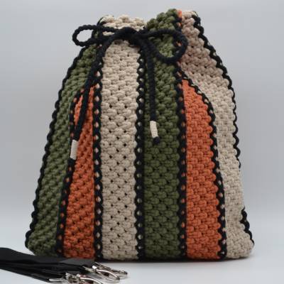 Sac Rayé – Autumn Forest  Handgefertigter Makramée-Rucksack