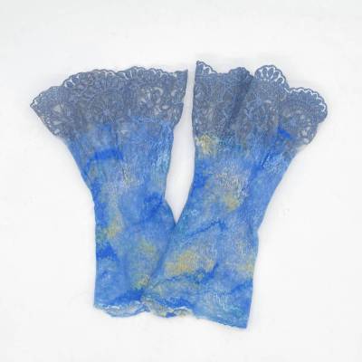 Elegante Pulswärmer aus Wolle & Seide – Handgefilzte Damen Armstulpen für Herbst & Winter