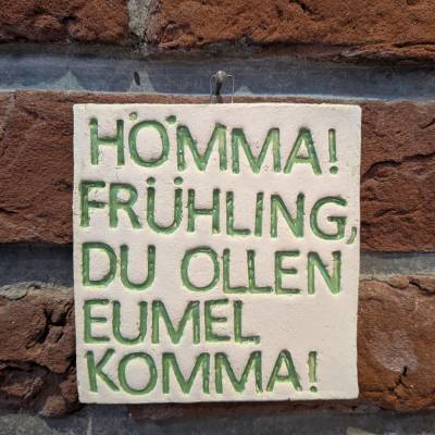 Handgefertigte Fliese 