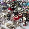 24 Modulperlen, Beads, Großlochperlen, Glas, Porzellan, Metall, Strass, Emaille, Überraschungspaket Module/Beads,bunt gemischter Posten, 6 Bild 3