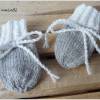 Neugeborenenset, Baby-Mütze und Baby-Socken grau weiß, Merino Bild 4