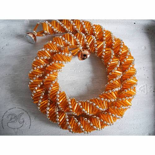 Collier in Orange glänzend