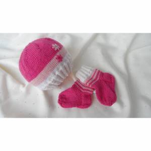 Frühchen-Set, Baby-Mütze Baby-Socken,  Babyset in weiß/rosa/pink.