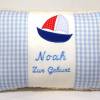 personalisiertes Kissen Geschenk zur Geburt oder Taufe für Jungen und Mädchen besticktes Namenskissen Geburtskissen mit Segelboot Bild 2