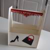Geschenkschachtel "Kiste" in creme-rot-schwarz Bild 2