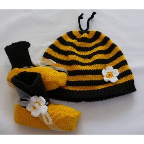 Set Babyschuhe und Babymütze "Biene"
