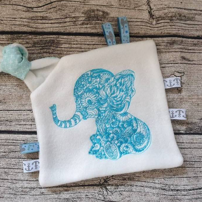 Schnuffeltuch ITH Stickdatei 20 x 20 cm 90-Grad-Ecken