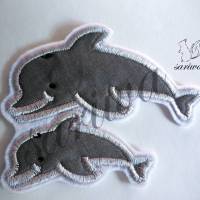 2 Delfine -- dunkelgrau -- Aufnäher in verschiedenen Größen (S-XL) Bild 1