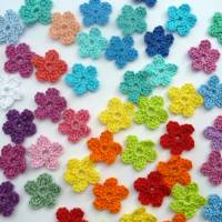 10 Miniatur Häkelblumen, kleine Mini Blüten gehäkelt Bild 5