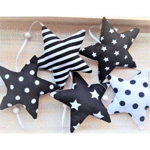 Stoffgirlande mit 5 Sternen schwarz/weiß