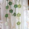 grüne Blumengirlande  150 cm , Girlande mit Häkelblumen zur Dekoration Bild 5