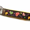 Schlüsselanhänger Schlüsselband Anhänger "Love" in schwarz mit Herzen in gelb, pink, grün Bild 2