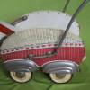 Vintage Puppenwagen 50er Jahre mit Geflecht Mid Century Bild 5