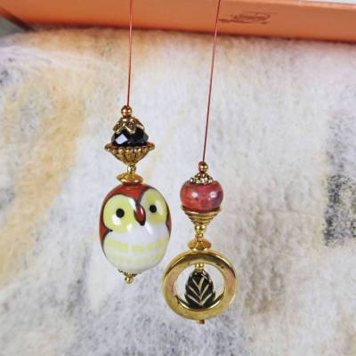 goldenes Lesezeichen rote Eule aus Keramik