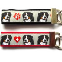 Schlüsselanhänger Berner Sennenhund in rot oder schwarz mit grau aus Baumwollstoff und Webband Bild 4