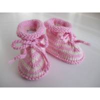 rosa gestreifte Babyschuhe 3-6 Monate gestrickt aus Wolle Bild 1