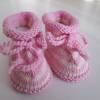 rosa gestreifte Babyschuhe 3-6 Monate gestrickt aus Wolle Bild 3