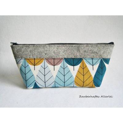 Federmäppchen Blätter grafisch