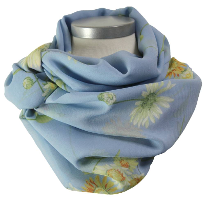 Seidenschal Marguerite – Hellblauer Loopschal mit Margeriten aus 100% Seide | la miscela