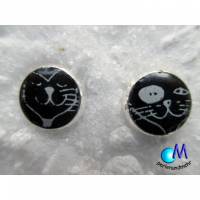Süße Ohrstecker ,weiße Katzenköpfe auf schwarzem Polymer Clay mit Hochglanz Beschichtung versilbert 10 mm Bild 1