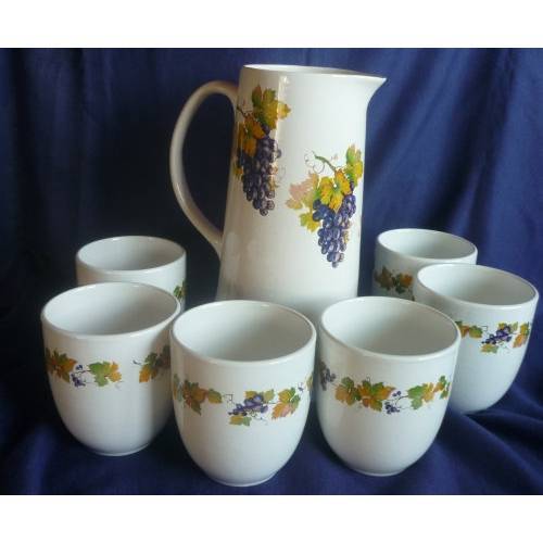 Krug mit 6 Bechern für Saft,Wein,Weinkrug,Weintrauben,Becher,